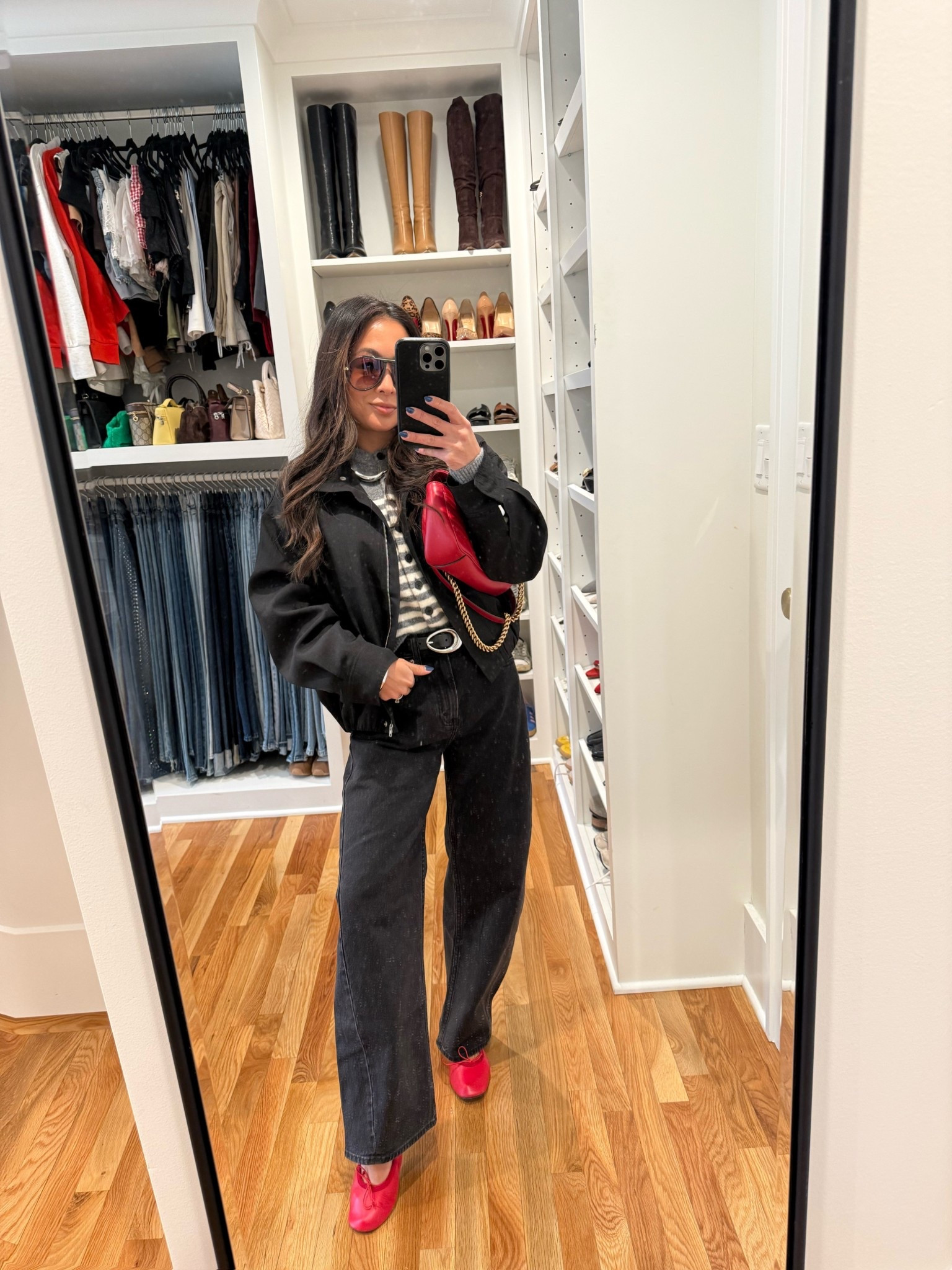 The cutest barrel jeans - a casual and easy outfit! 
Jeans are 24 short 
Tee is XS 
Sweater is XS 
Jacket is XS 
Flats are sold out :( 