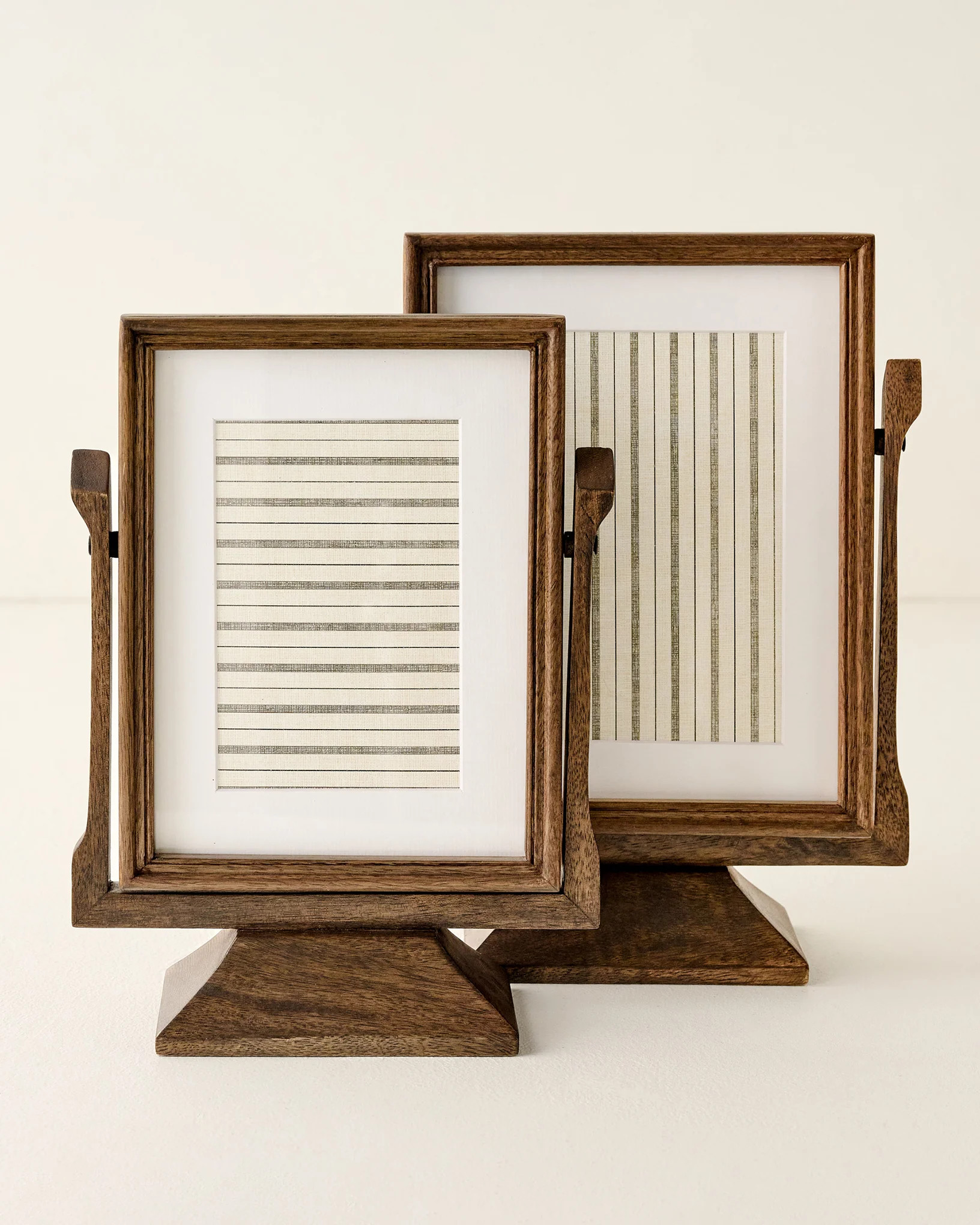 Antique Inspired Swivel Photo Frames | Magnolia