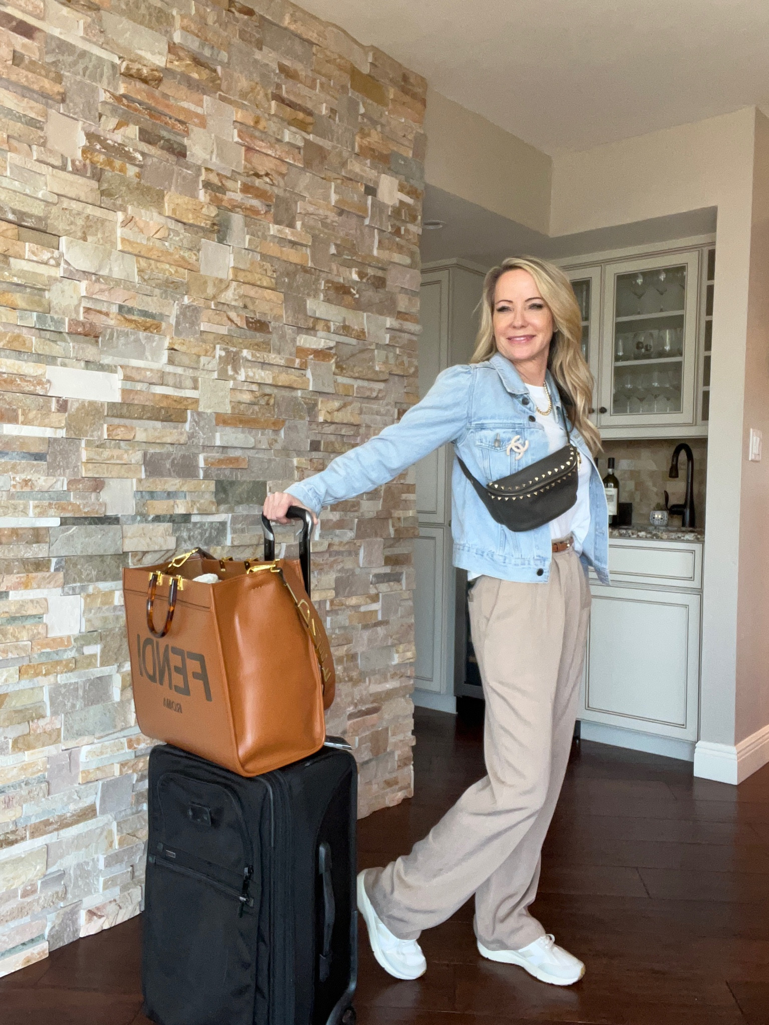 Travel style 

#LTKFind #LTKtravel #LTKstyletip