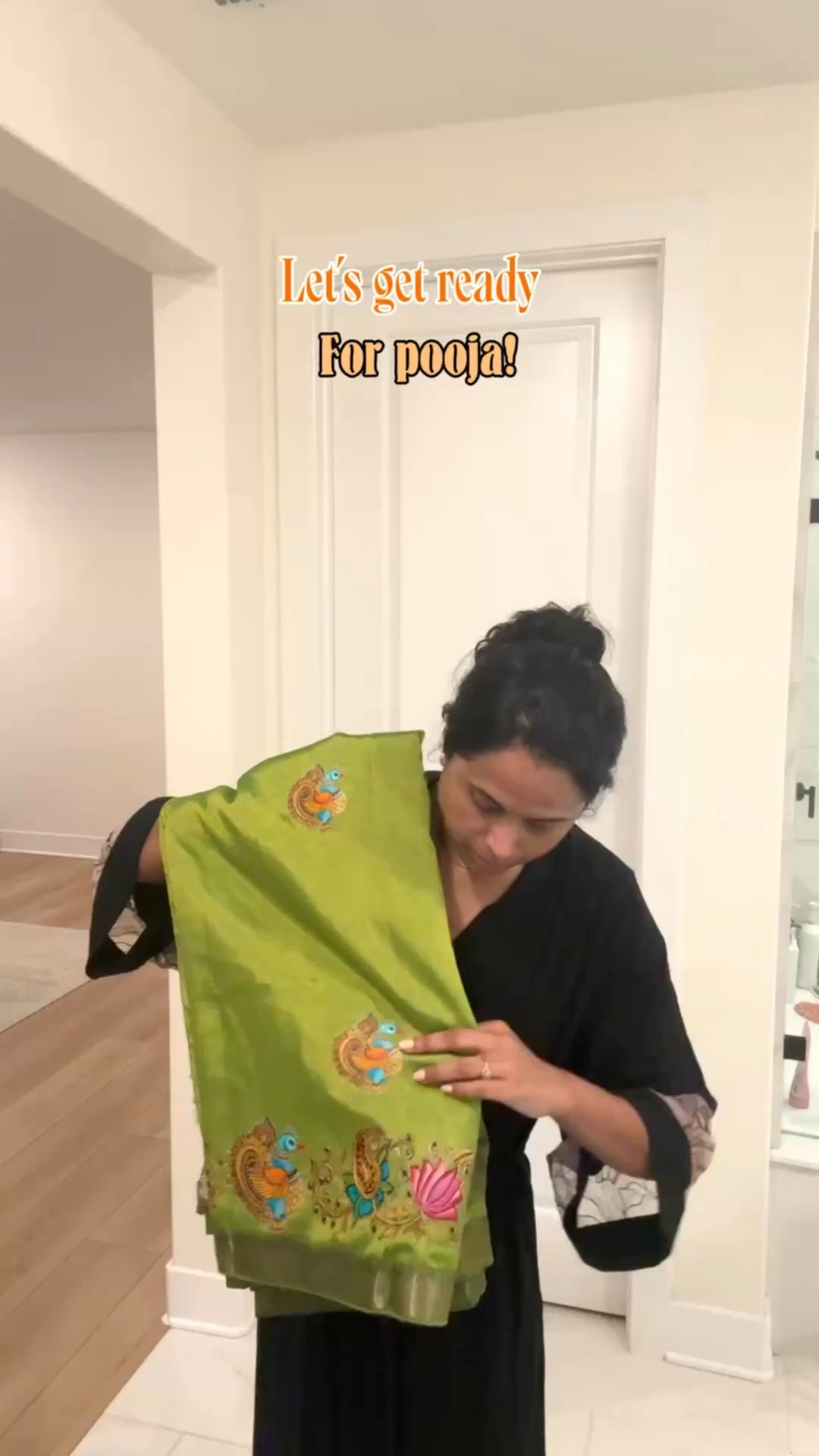 Simple saree look! Let me know your thoughts and comment below for links!  Not Sponsored

Linking all the makeup products used! Also linking some similar sarees

#grwm #saree #jalebinecklace #sareelook #tanjoresaree