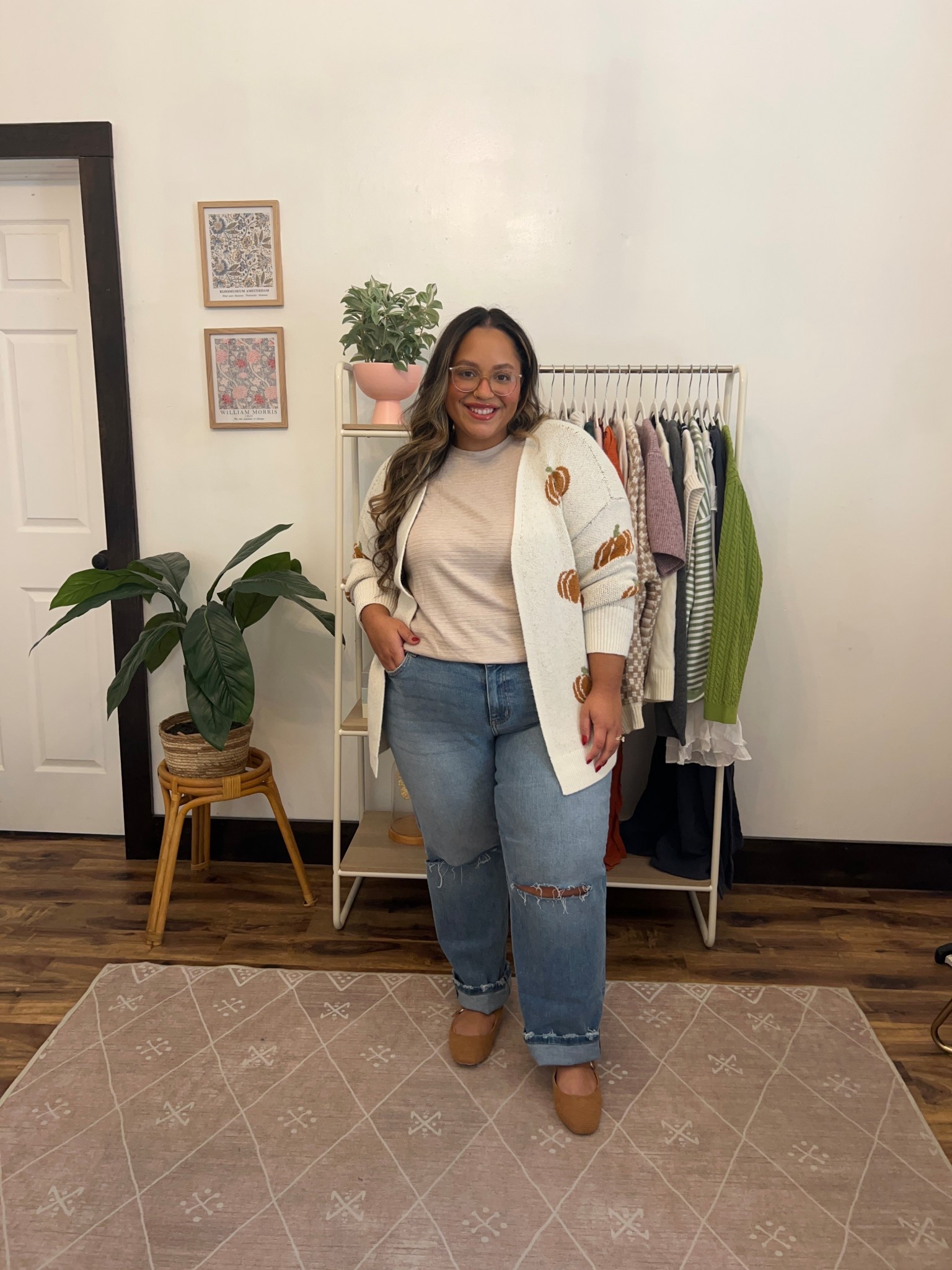 Maurices fall outfit 
Top - 1X
Jeans - 16 short
Cardi - 1X
Shoes 8.5 

#LTKMidsize #LTKPetite #LTKPlusSize