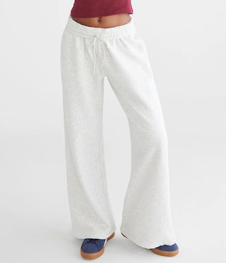 Mid-Rise Wide Leg Sweatpants | Aeropostale