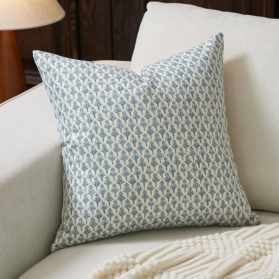 FIOUOVO Floral Pillow Covers 18x18 Pillow Cover Block Print Couch Pillows for Living Room Decorat... | Amazon (US)