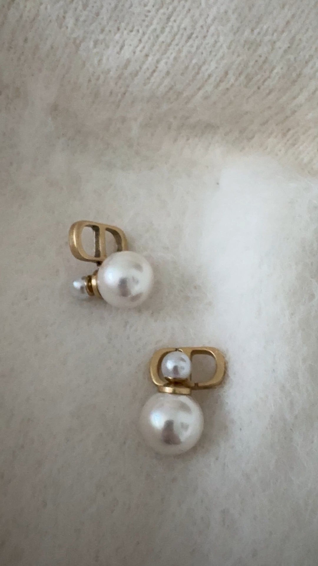 Amazon finds
Designer inspired. These earrings are stunning, can't believe they are from Amazon!!

#LTKFindsUnder50