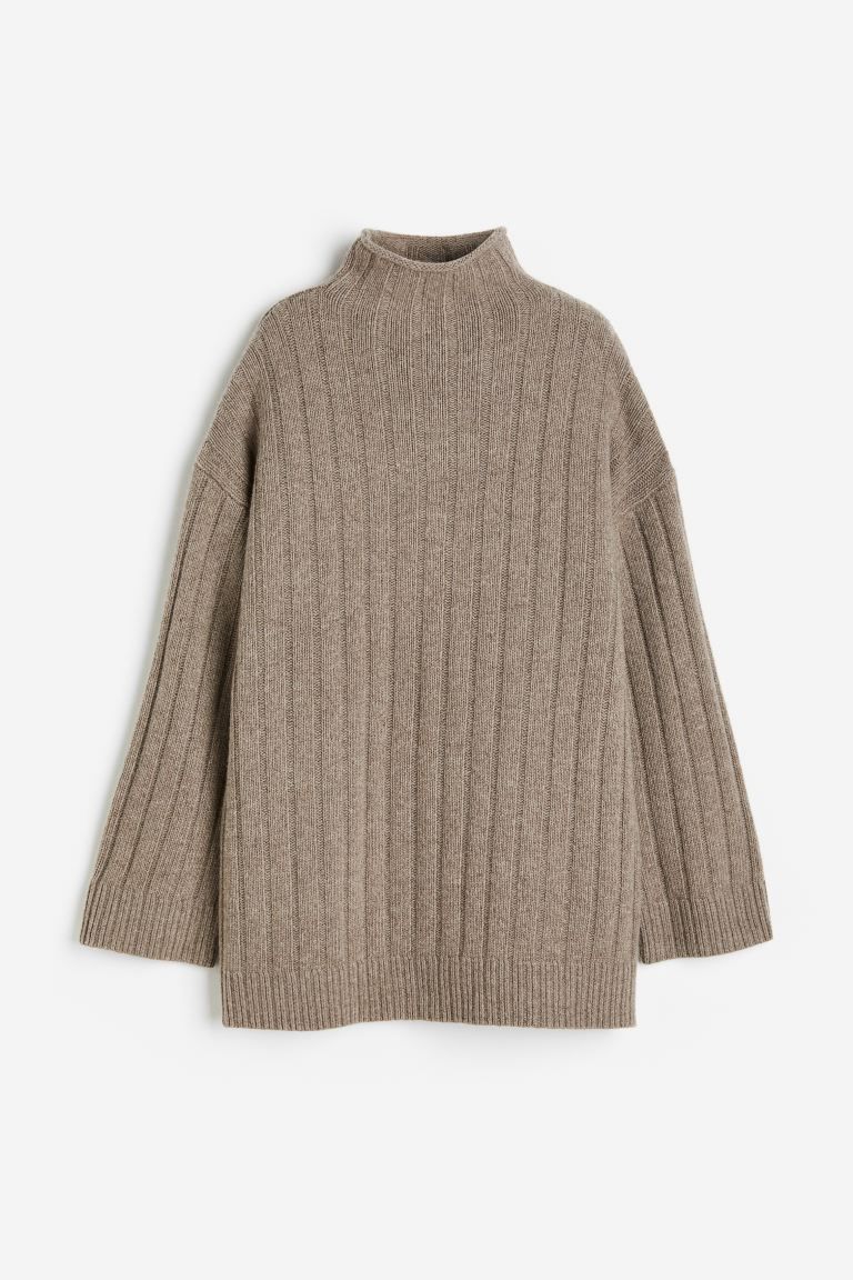 Cashmere-blend turtleneck jumper | H&M (UK, MY, IN, SG, PH, TW, HK)