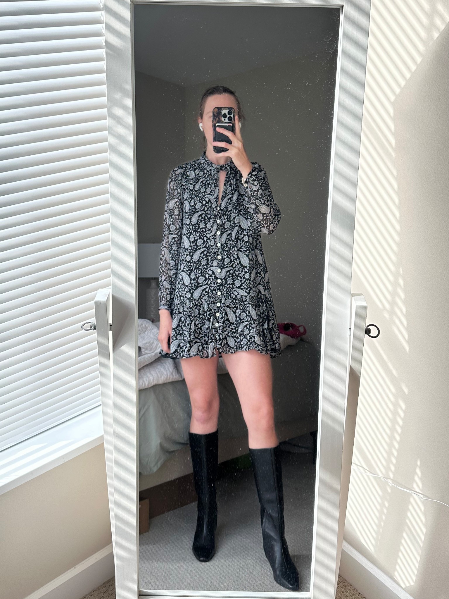 The perfect seasonal transition dress 

Cleobella Bentz Mini Dress rented from FashiomPass

#LTKgrwm #LTKHoliday #LTKSeasonal