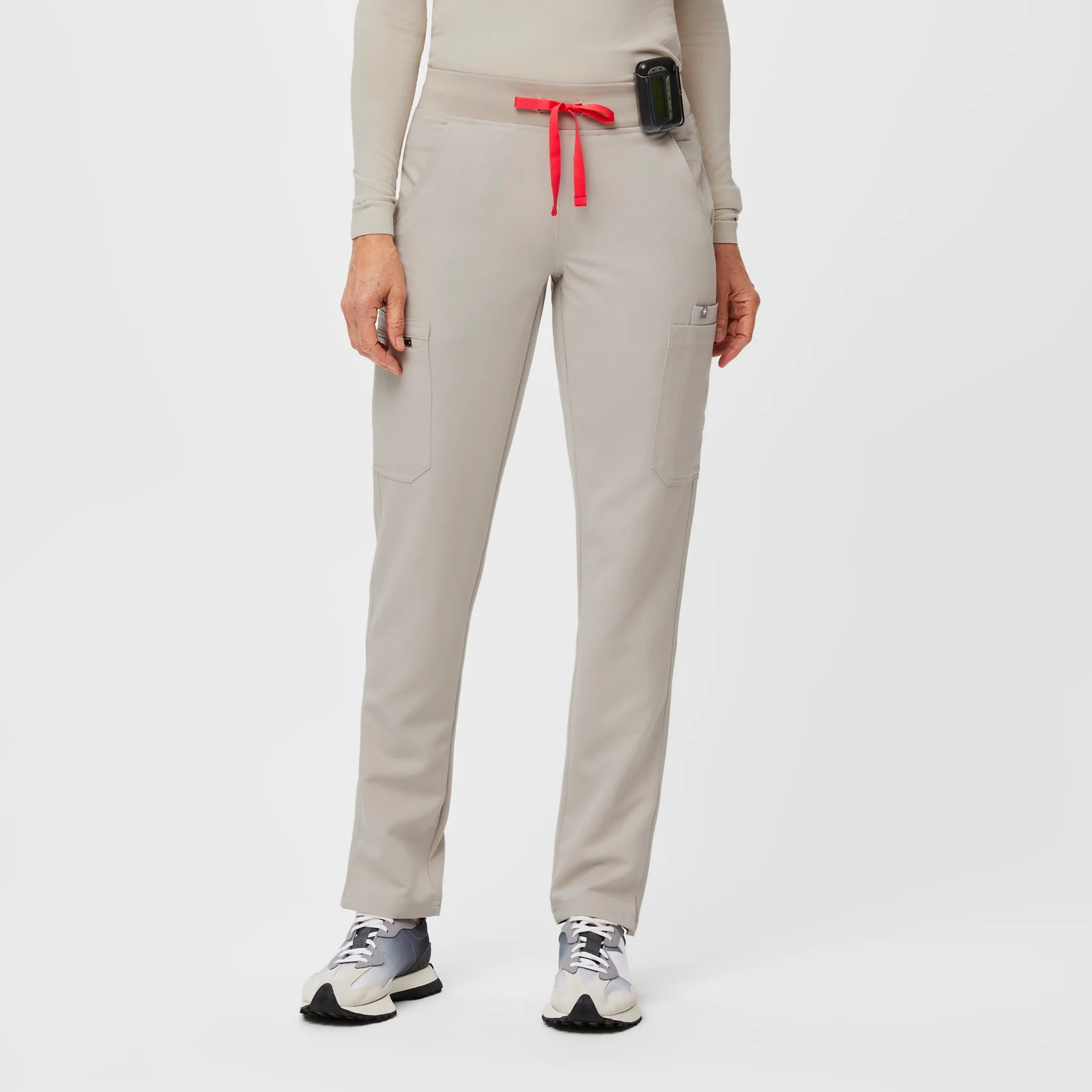 Women’s Yola™ Skinny Scrub Pants 2.0 - Bone · FIGS | FIGS