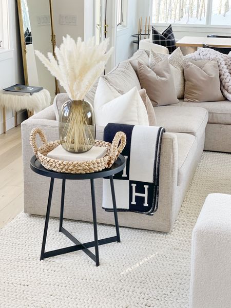 H O M E \ new side table vase from H&M home! Such a great deal! Filled it with grasses from Amazon!

Living room home decor
Spring 
Sofa sectional 

#LTKhome