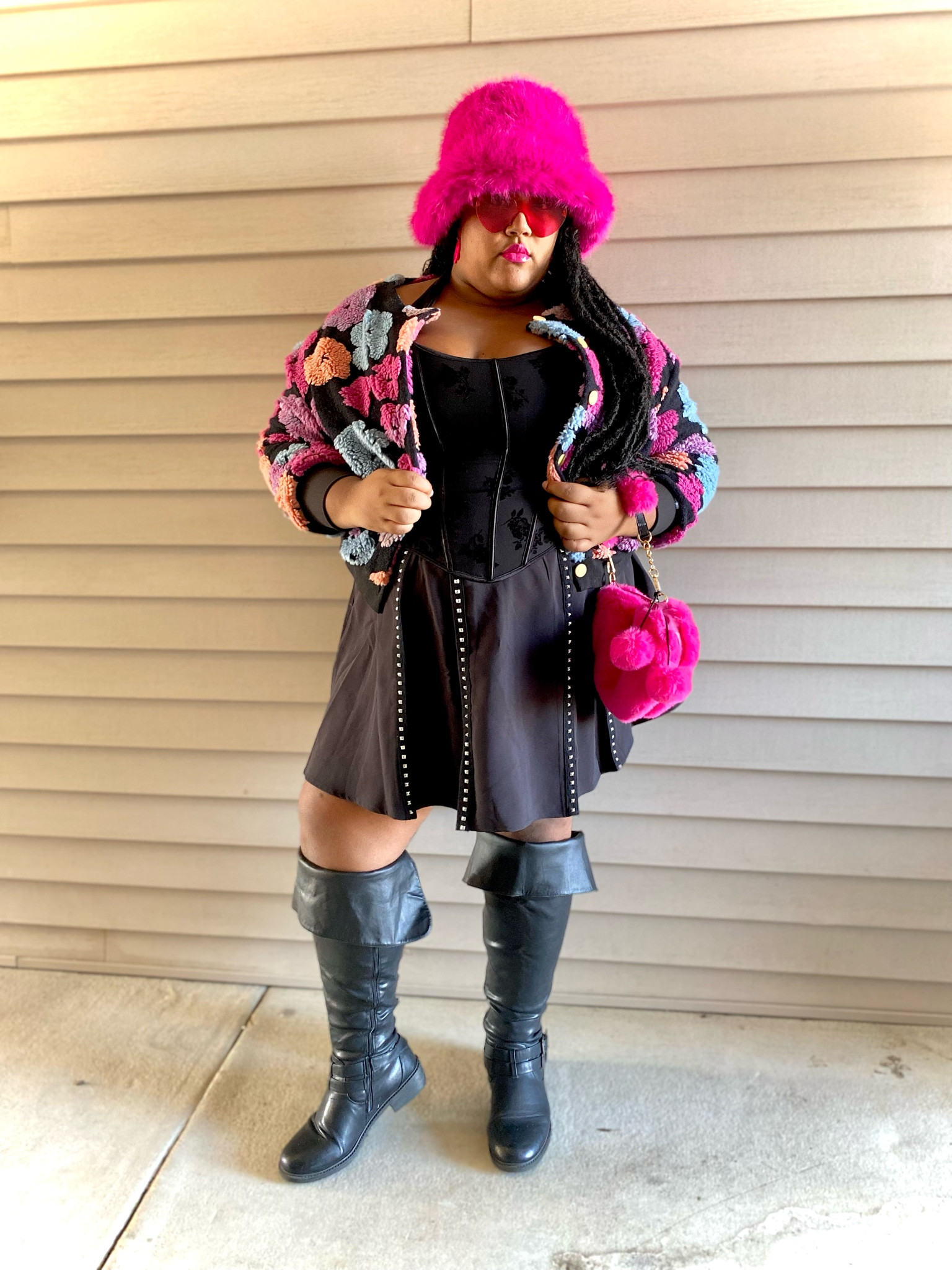 Funky style 

#LTKbeauty #LTKplussize #LTKstyletip