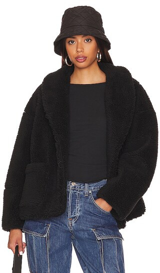 Aliss Faux Shearling Jacket in Black | Revolve Clothing (Global)