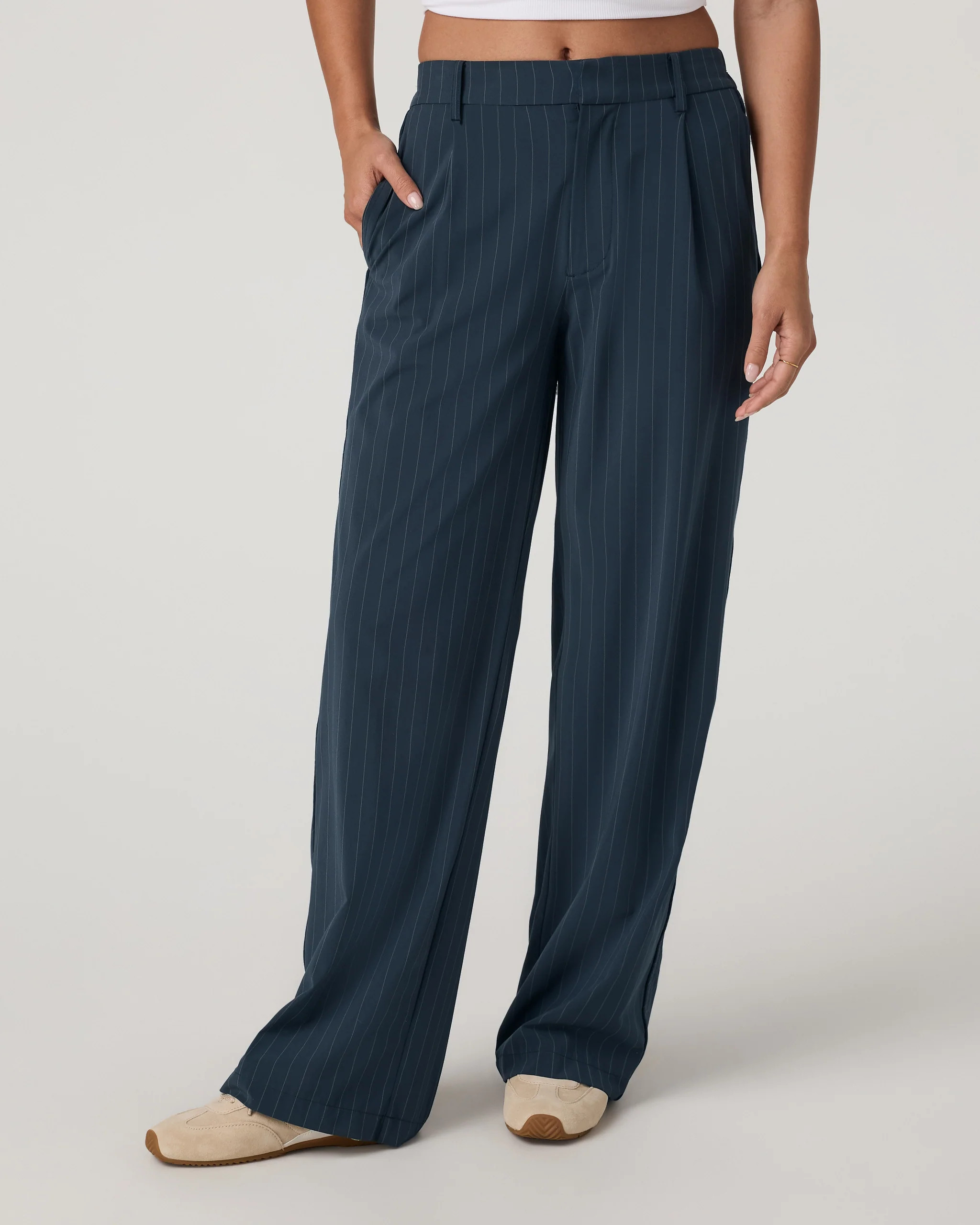 Villa Pinstripe Trouser Pant-Short | Vuori Clothing (US & Canada)