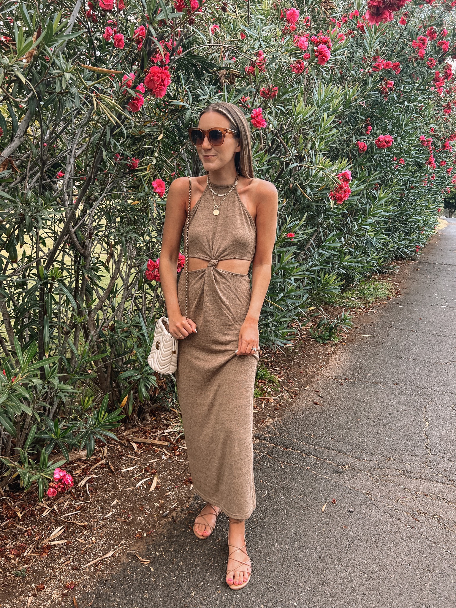 Amazon vacation look🌸
Size small knotted midi dress

Amazon fashion / amazon dress 

#LTKstyletip #LTKunder50