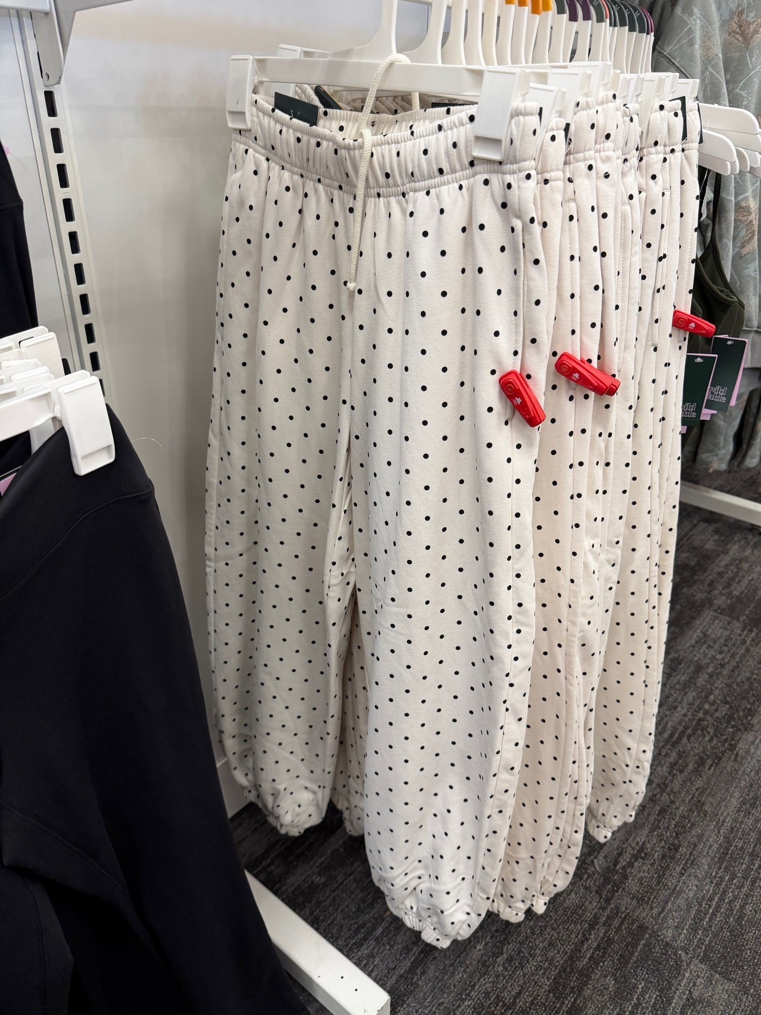 The cutest polka dot sweats

#LTKSeasonal #LTKKids #LTKmomlife