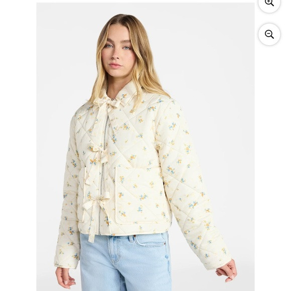 No Boundaries Cream Quilted Floral Bow-Front Puffer Jacket | Poshmark