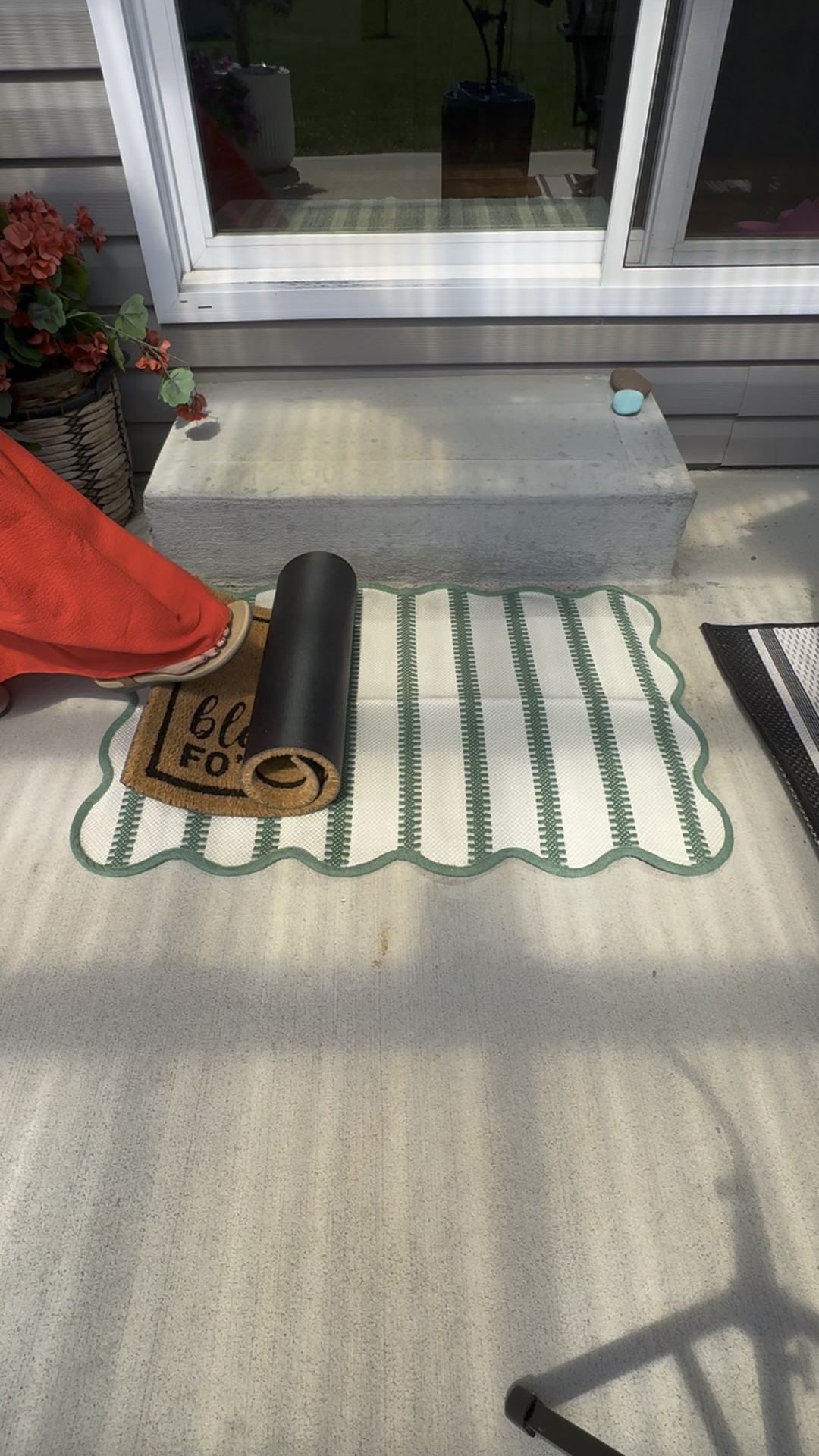 We love a funny doormat & these scalloped rugs are perfect for layering!

#LTKHome #LTKWatchNow #LTKStyleTip