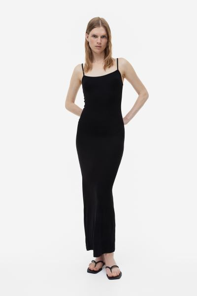 Long strappy dress - Black - Ladies | H&M GB | H&M (UK, MY, IN, SG, PH, TW, HK)