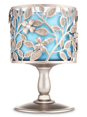 Dogwood Pedestal


3-Wick Candle Holder | Bath & Body Works