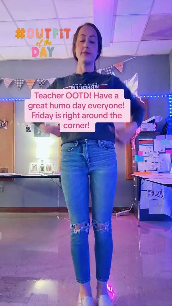 Another one of my favorite pairs of Good American jeans!!! 

#LTKMostLoved #LTKWatchNow #LTKStyleTip