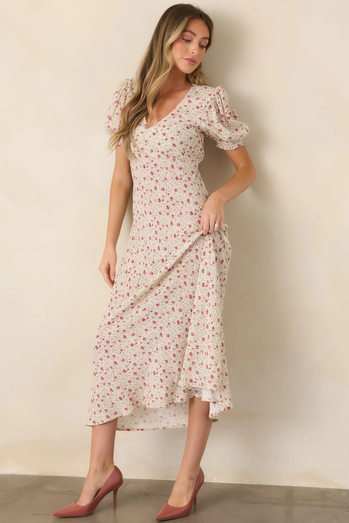 Where We Belong Dusty Pink Floral Short Sleeve Maxi Dress | Red Dress