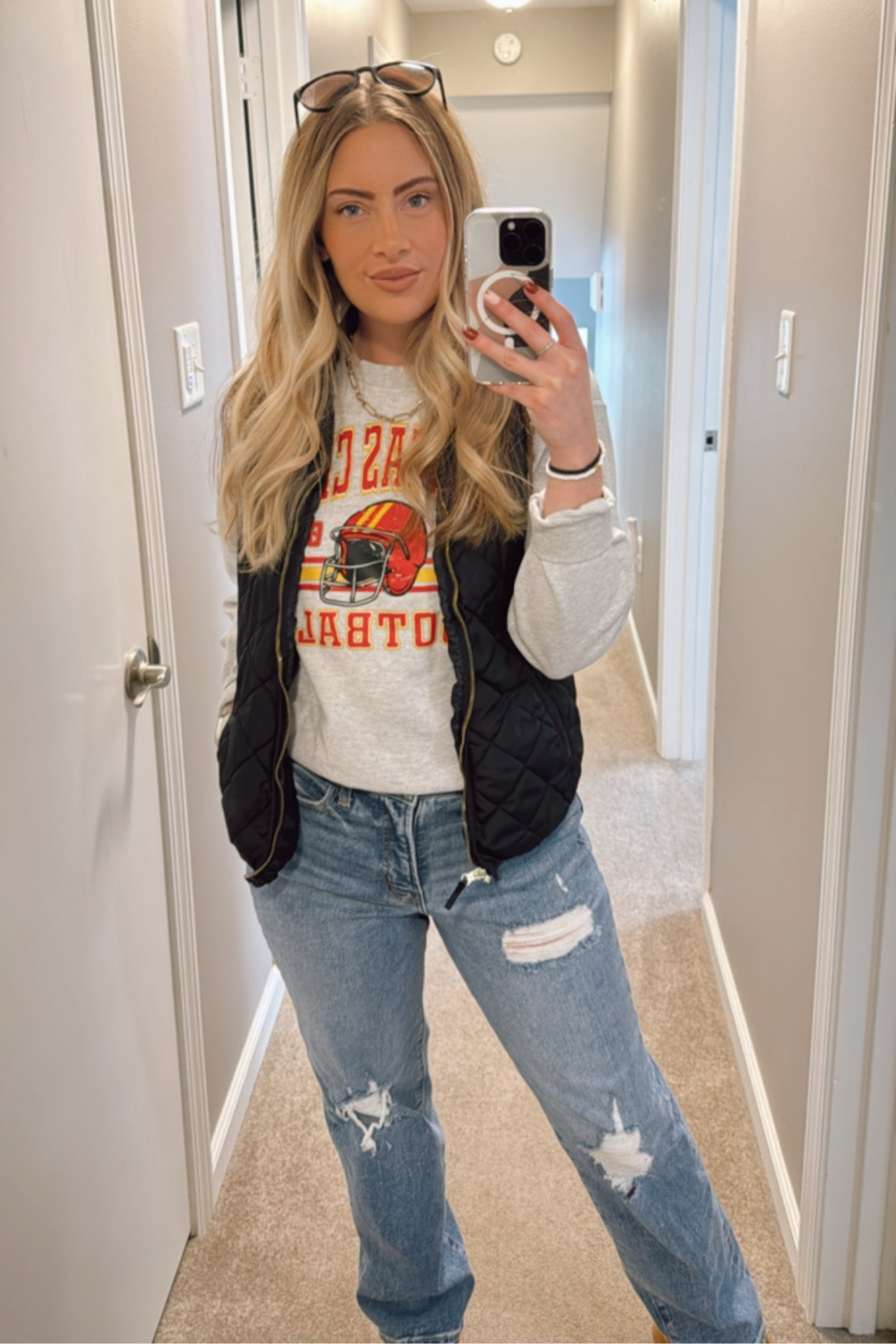 These jeans >>>

#LTKFindsUnder50 #LTKSeasonal #LTKSaleAlert