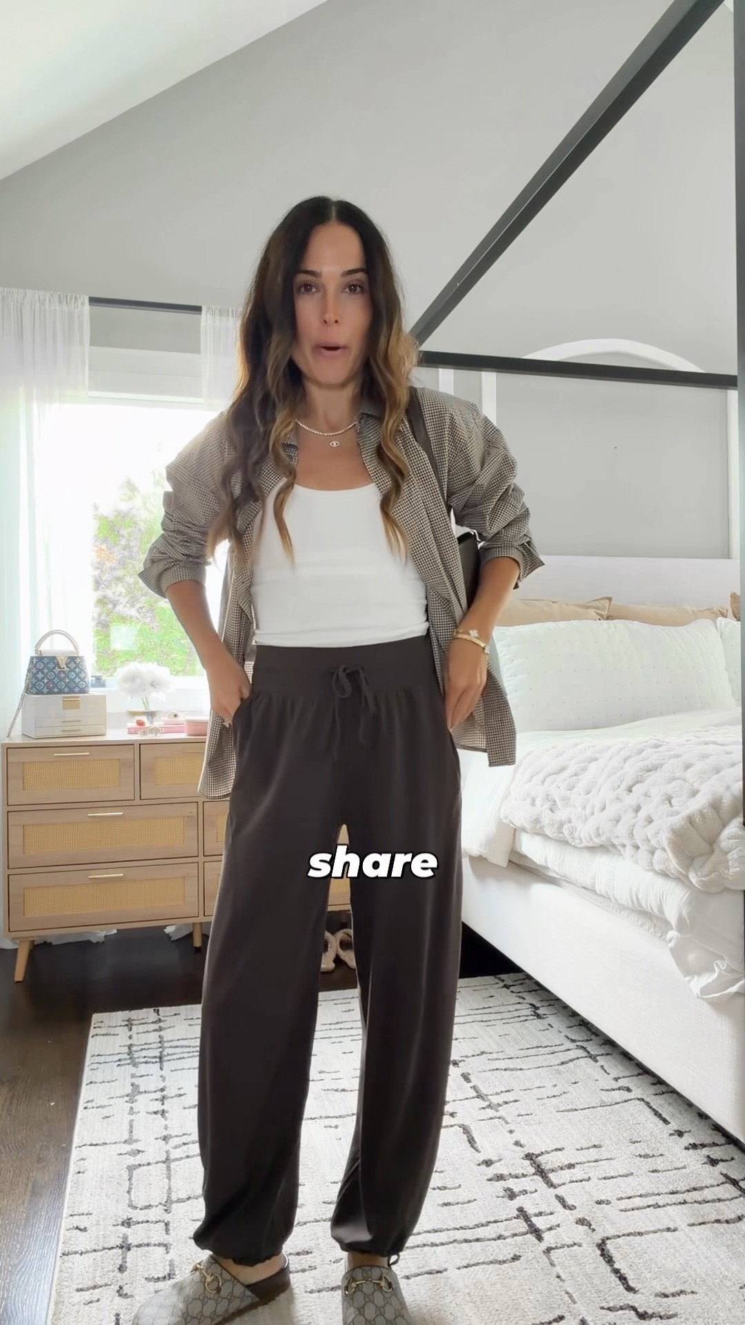 I actually want to LIVE in these pants. Wearing size 4

#LTKOver40 #LTKSeasonal #LTKootd