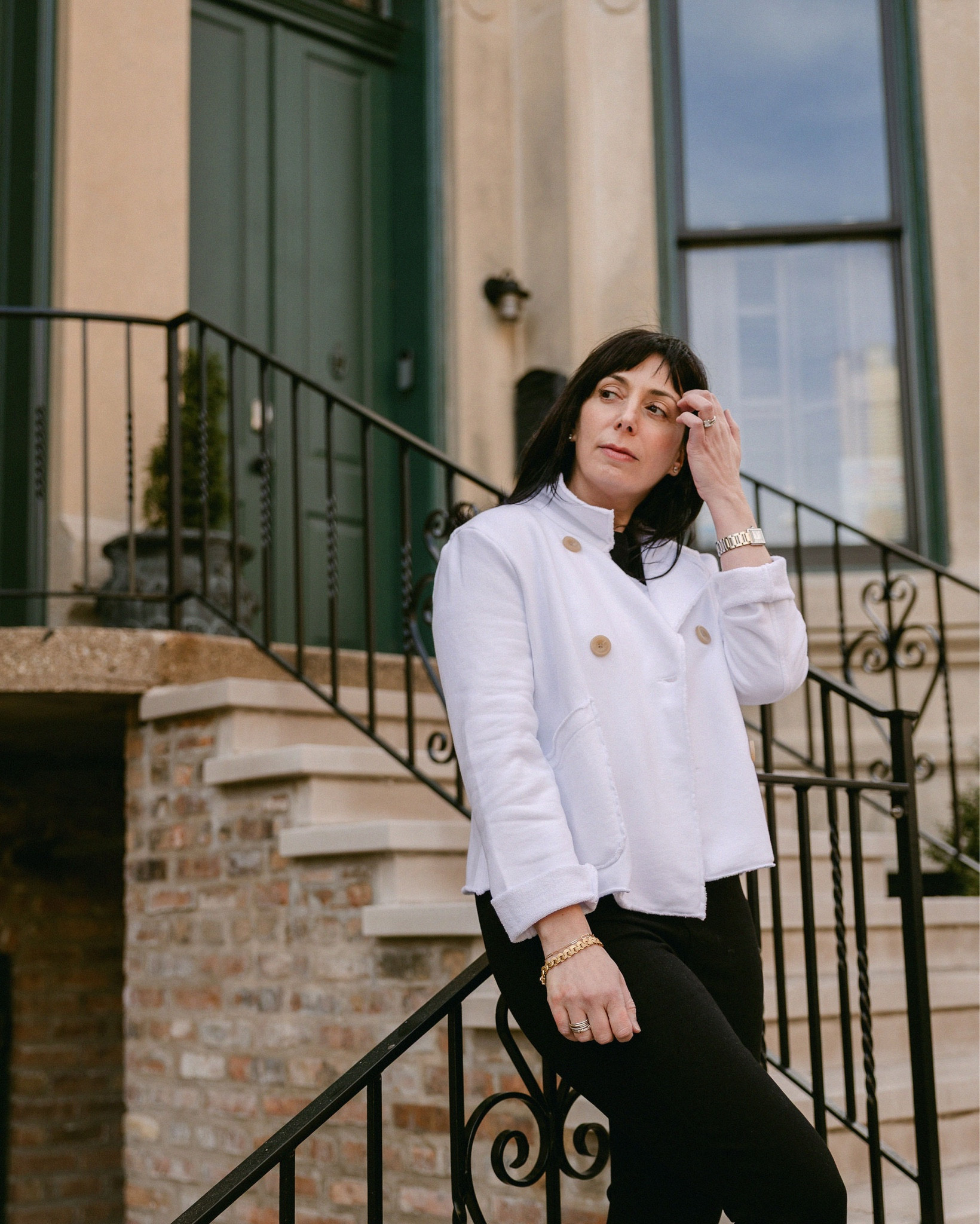 The Mini Belfast Triple Fleece pairs perfectly with the Derry Illusion Pull-On Jean. I love this look for travel. You can pair the Derry Illusion Pull-On Jean with a Frank and Eileen sweater. I always love having at least one with me while I travel to throw over my shoulders or as an extra layer. @FrankandEileen #WearLoveRepeat #FrankandEileenPartner 



#LTKOver40