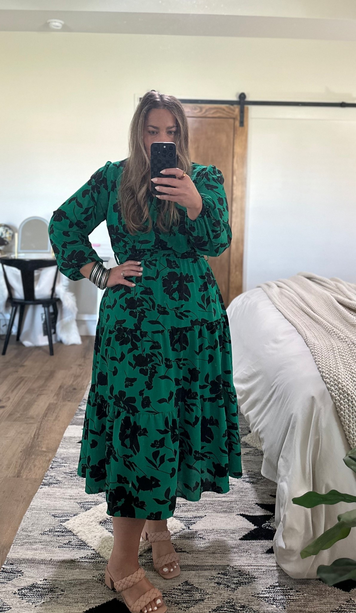 Love this Amazon dress! It's lightweight but covers my arms. The color is gorgeous! Wearing an XL. 

#LTKStyleTip #LTKPlusSize #LTKOver40