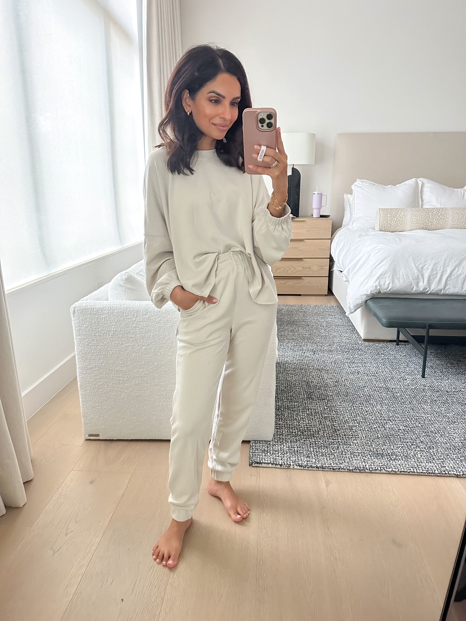 Wearing a S in pullover and XS in joggers from volare  

#LTKstyletip