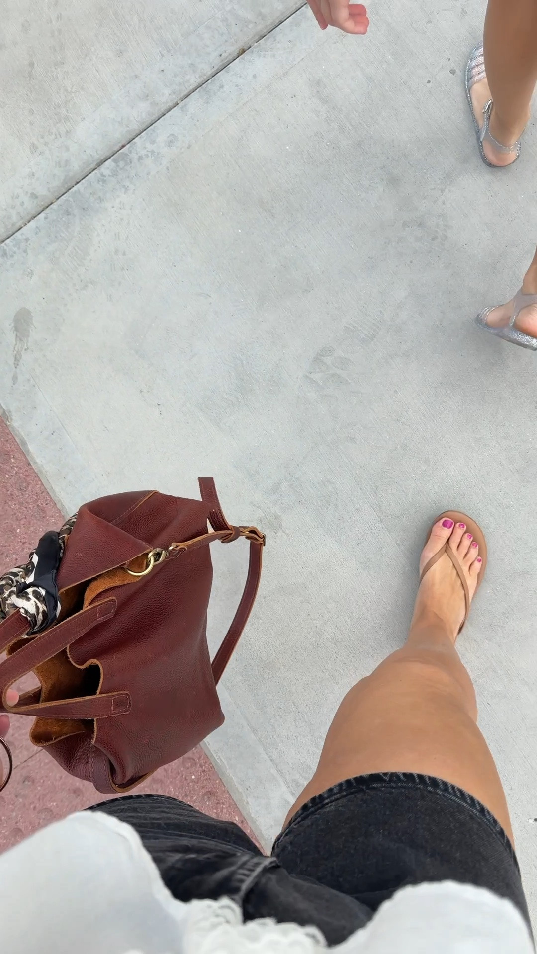 ootd // size down in shorts, I’m in a 2

#LTKootd #LTKPetite