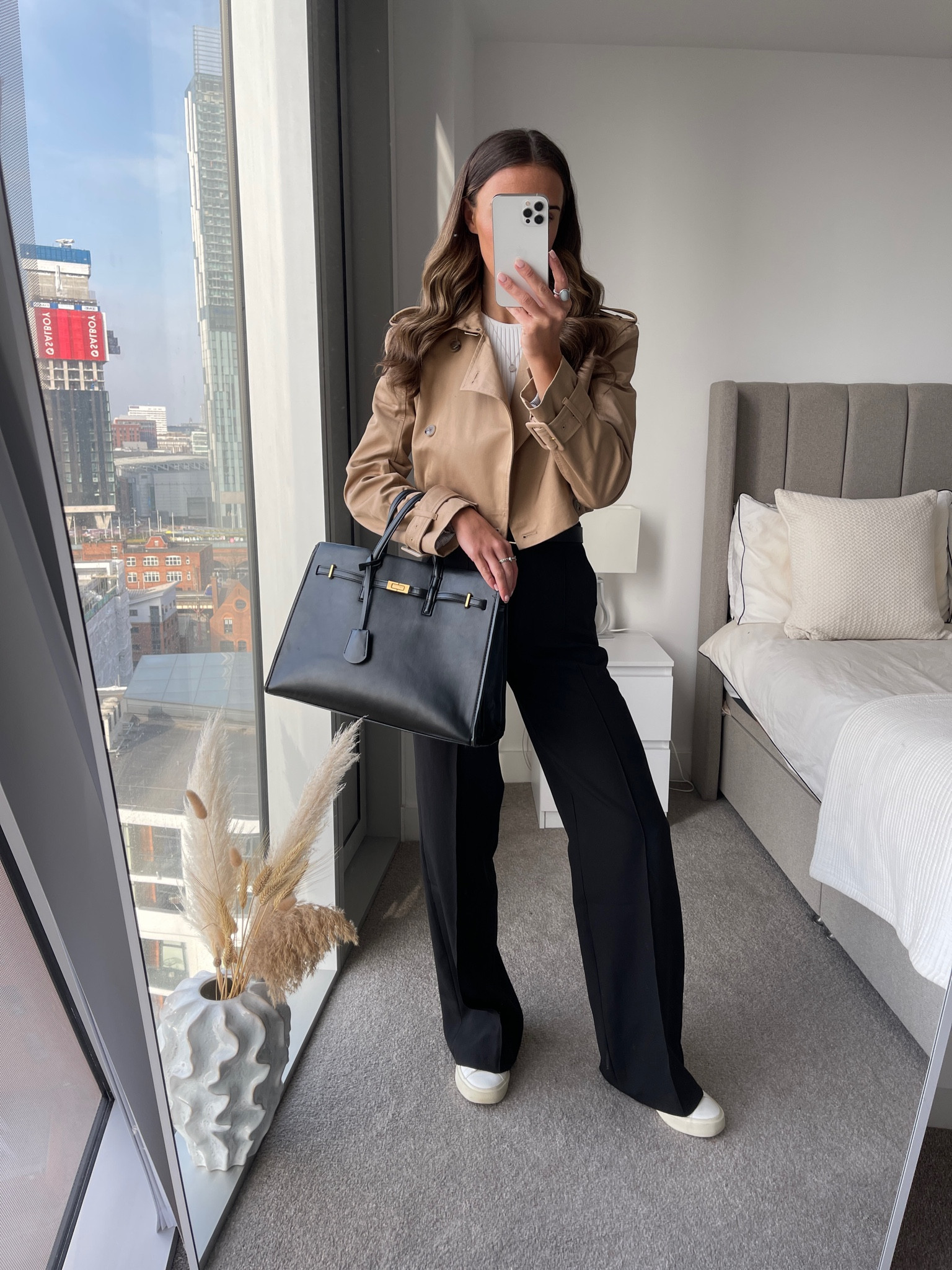 Use code ‘EM20’ for 20% off Karen Millen 🤍