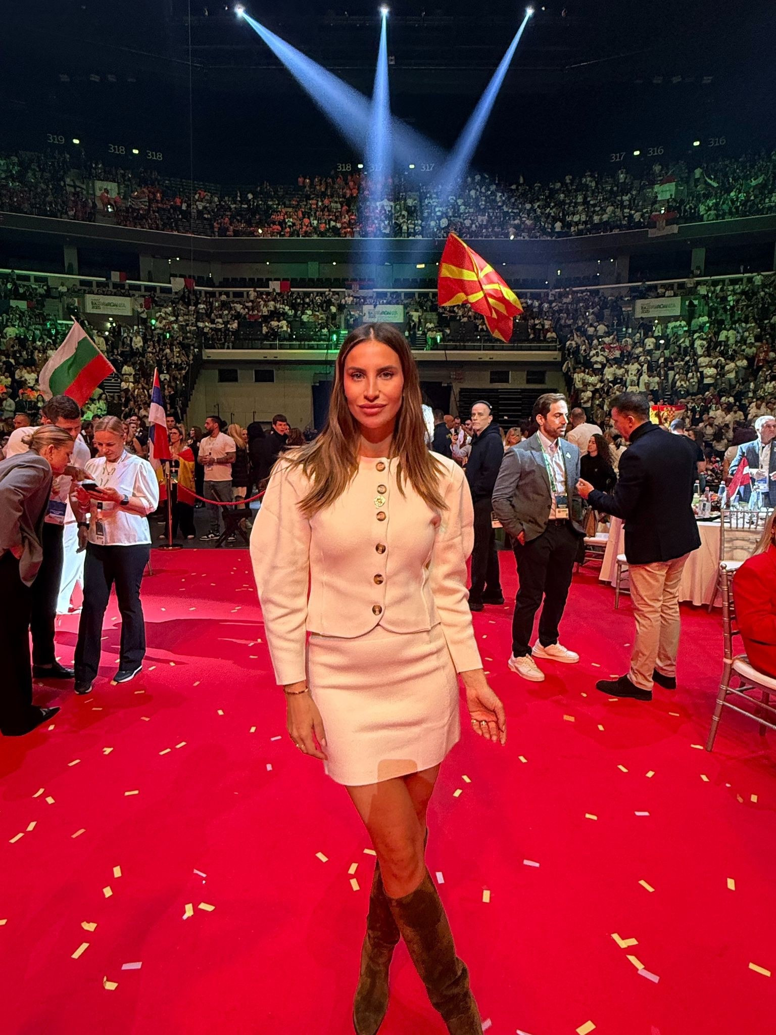 Zara knit co-ord 🫶🏼✨

Tailoring, autumn outfit, party wear, matching set, cardigan, mini skirt, suede boots, knee high boots

#LTKpartywear #LTKFashionMonth #LTKautumn