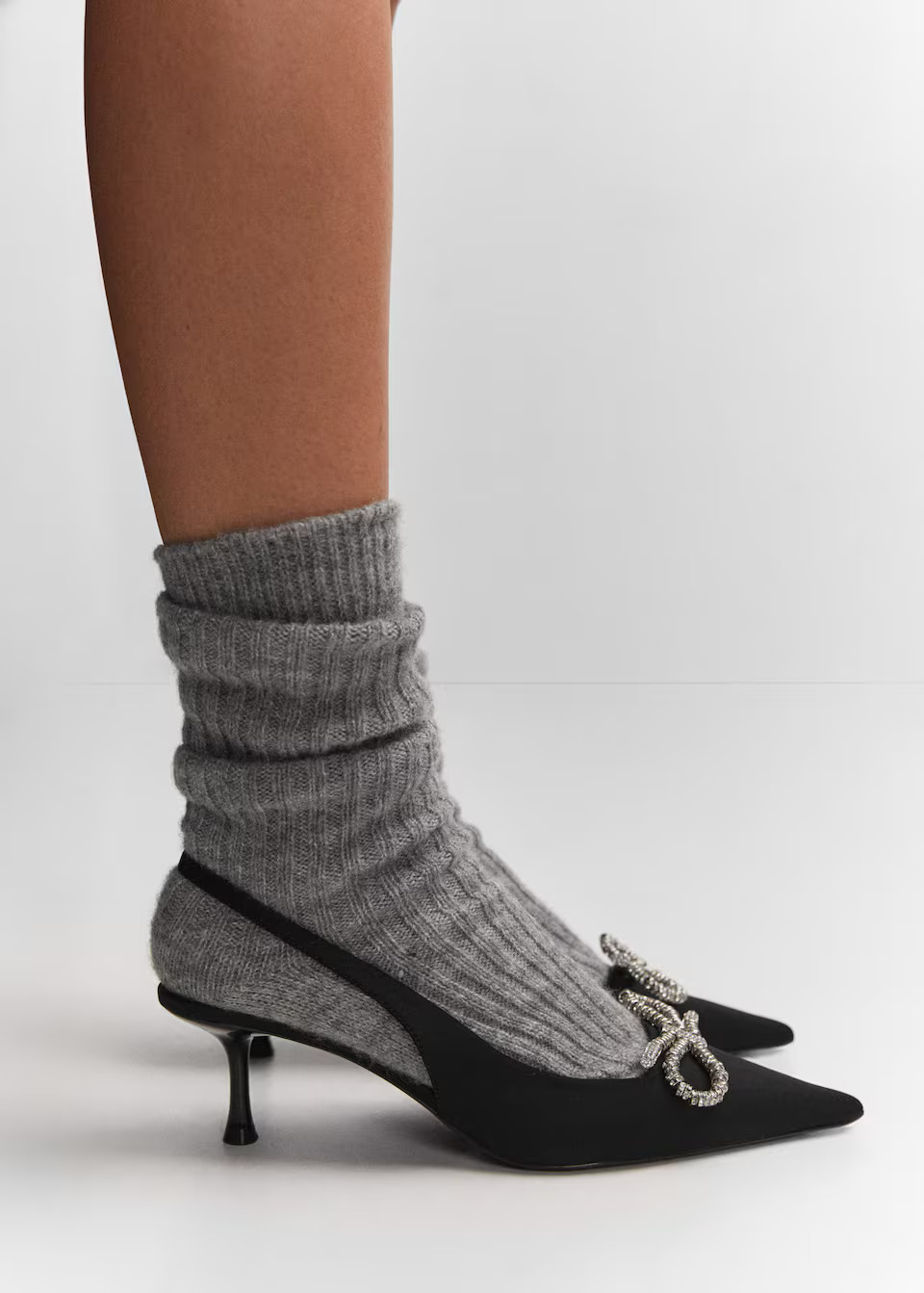 Shoe with strass bow detail | MANGO (US)