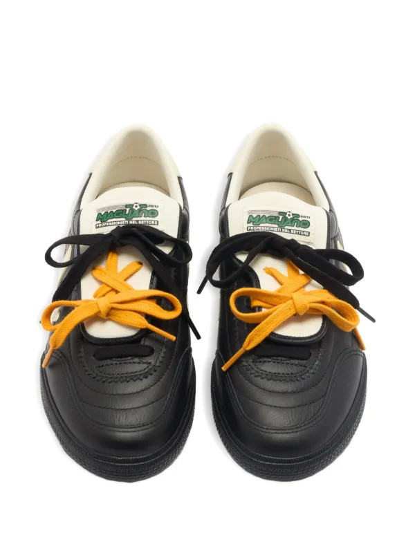 VEJA lace-up Sneakers | Black | FARFETCH | Farfetch Global