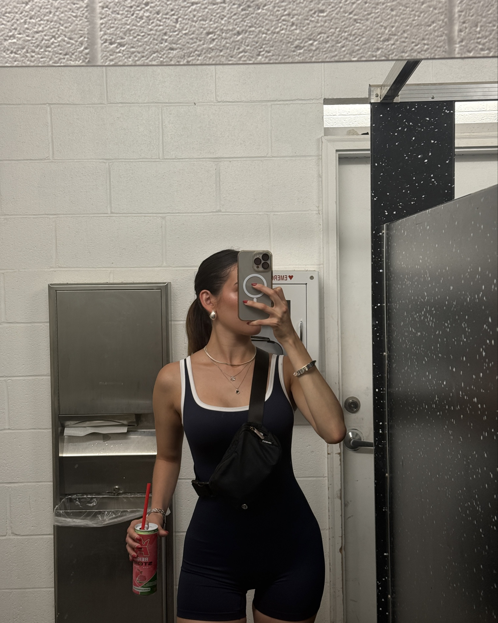 Talla S, no apreta nada literal solo se adapta, the best romper I ever bought ❤️‍🩹✨

#LTKActive