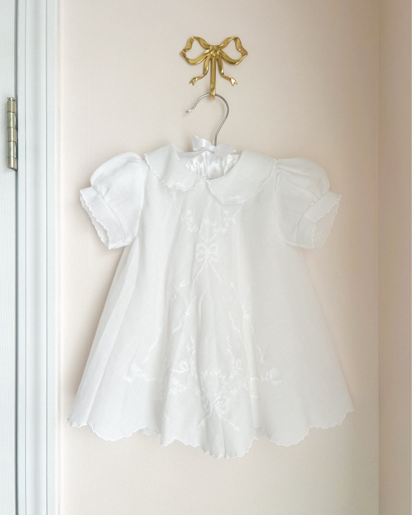 baby girl nursery // bow decor // smocked outfit // nursery decor // amazon nursery 

#LTKbaby #LTKhome #LTKkids