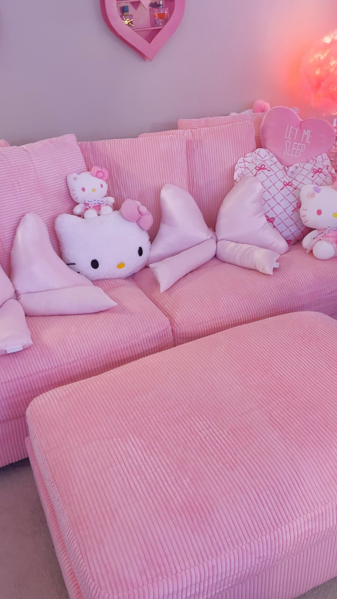 Pink Wayfair Couch 

#LTKFamily #LTKHome #LTKBeauty