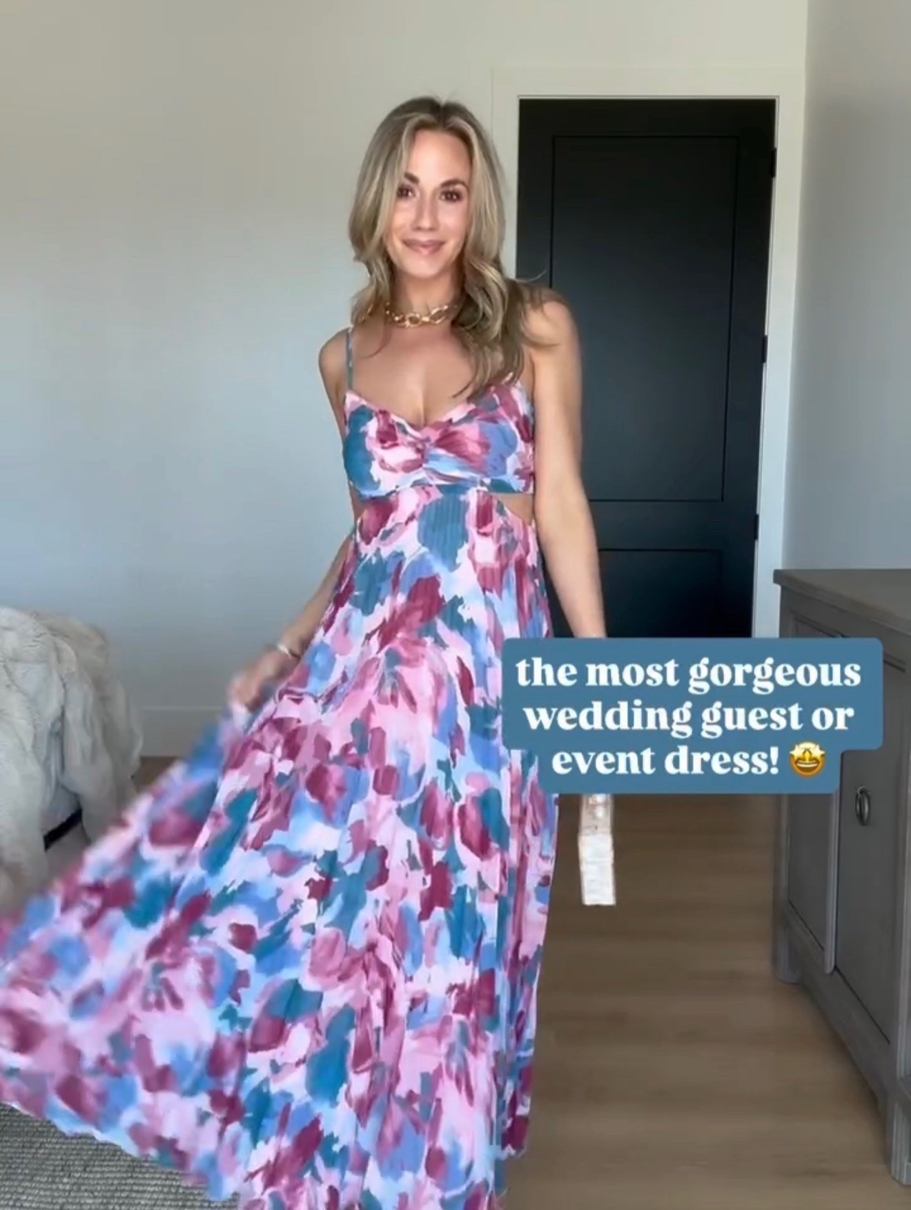 This beautiful dress from Abercrombie is still in stock! It sells out every year and for good reason! The print is so beautiful and the cut is flattering for every body type! If you have a spring or summer wedding coming up, this is THE dress! 💖

#LTKootd #LTKPetite #LTKWedding