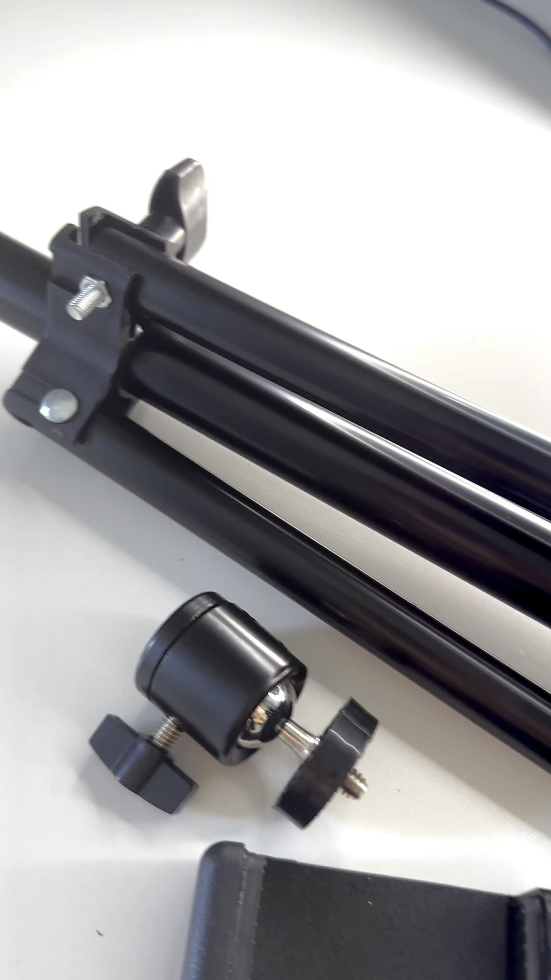 KIT TRIPE 2 METROS + SUPORTE PARA CELULAR + BALL HEAD #vlogger #youtuber #tiktoker #criadordeconteudodigital 

#LTKbrasil #LTKbeauty