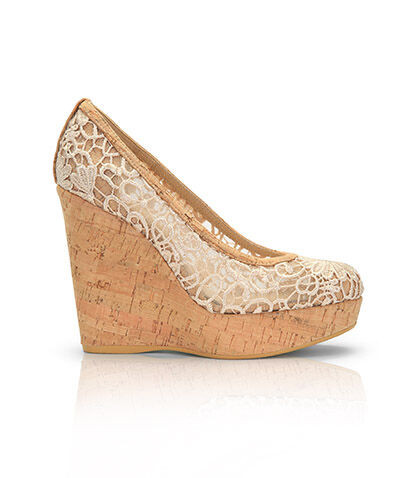 LACESWOON | Stuart Weitzman UK