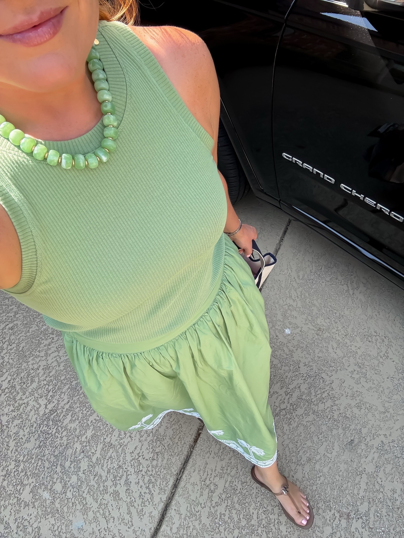 Today’s outfit of the day💚 This whole outfit is currently 50% off!! I love @Belk for some really fun summer affordable outfits!