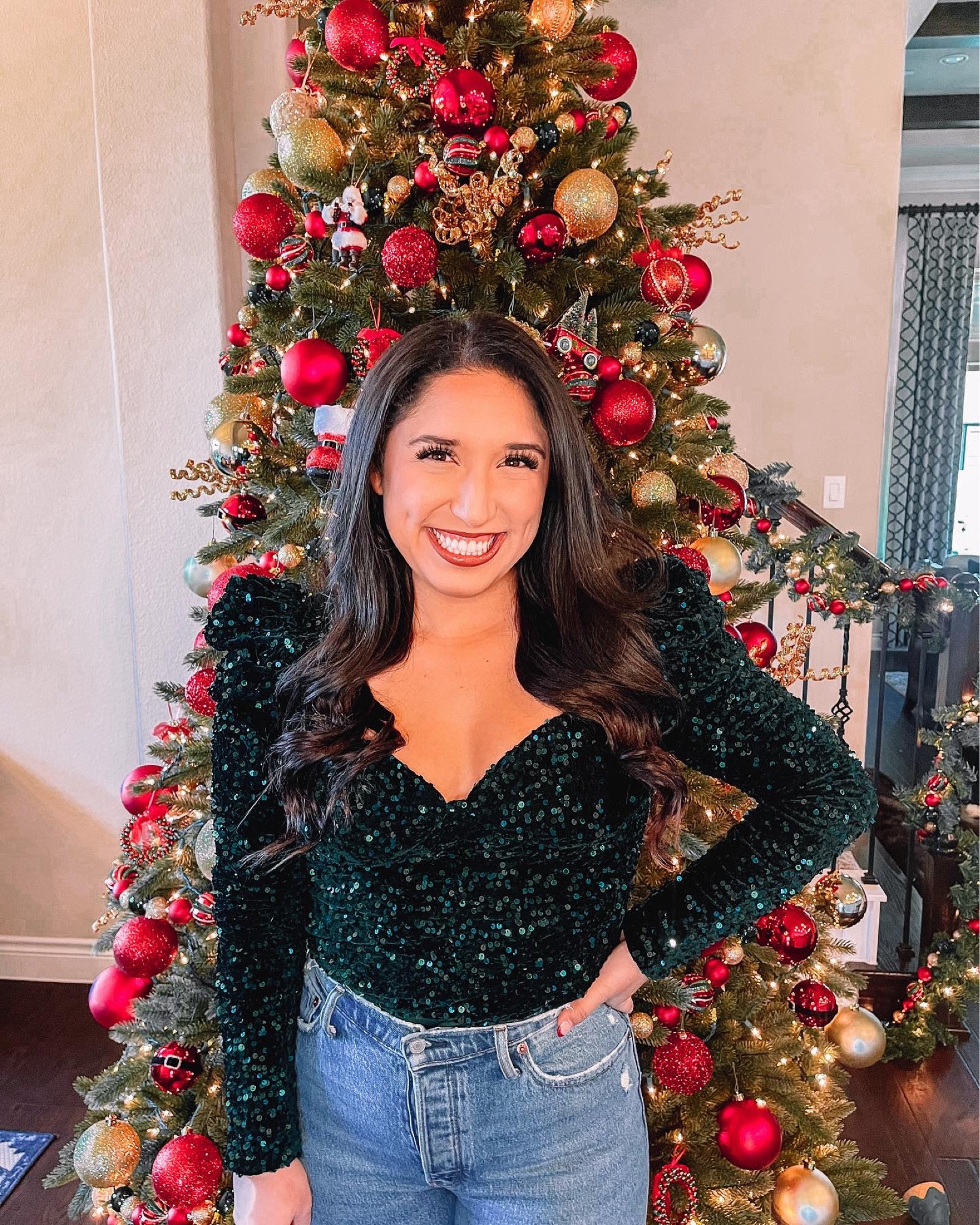 Christmas time outfit!! ❤️🎄Top is from shopthesethree!! 

#LTKSeasonal #LTKHoliday #LTKunder100