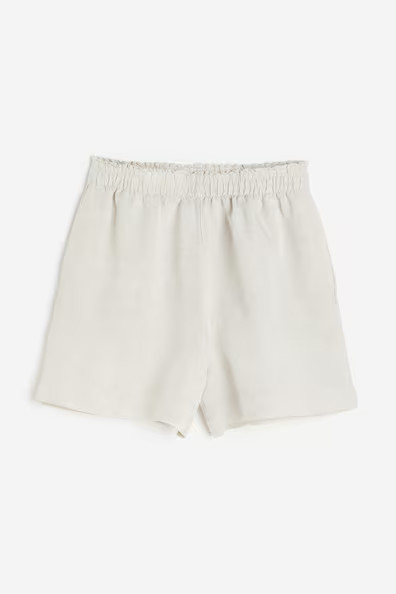 H & M - Linen-blend Pull-on Shorts - Light Beige | H&M (US, CA, MX)