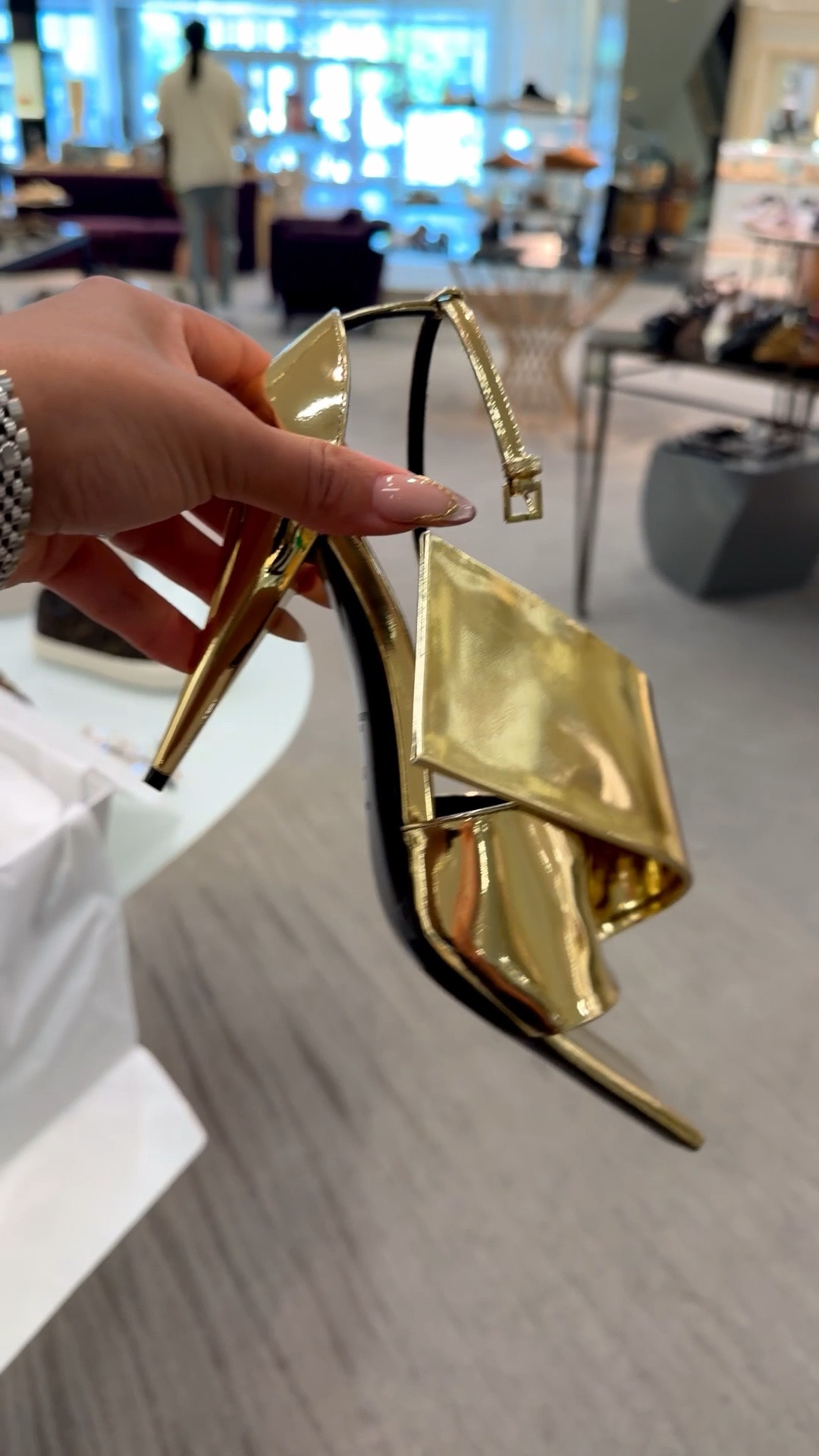 I’m obsessed with these heels!!

#LTKStyleTip