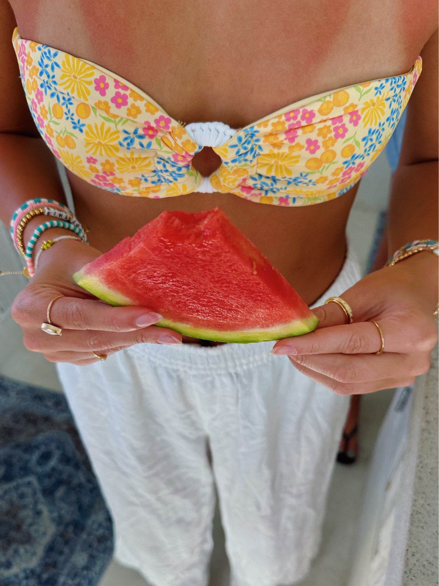 The details ✨ code: HANNA20 at Pura Vida 💖 & code: HANNA at olivelynn!

#LTKstyletip #LTKswim #LTKtravel