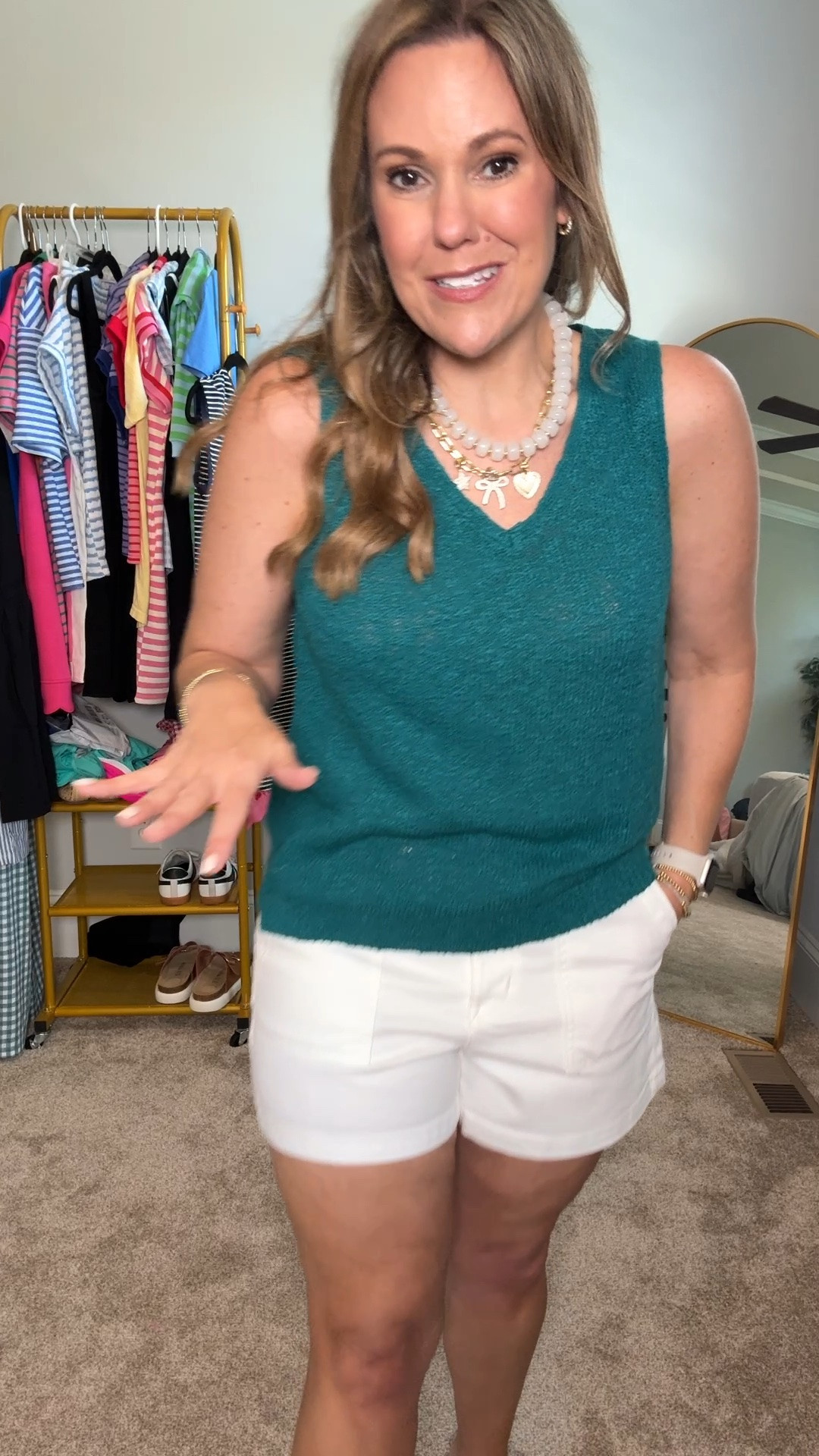 This teal sweater is everything and love these white shorts! So comfy

#LTKootd