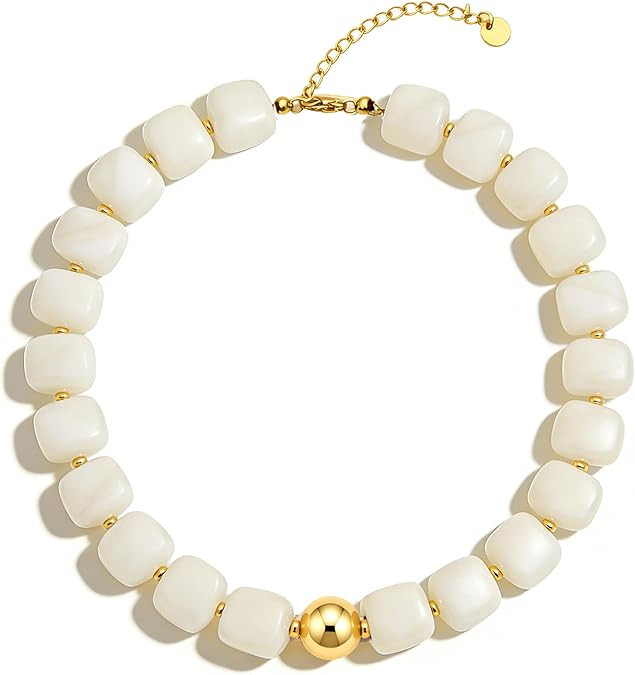 Amazon.com: GAOKOXI Chunky Beaded Necklace for Women Boho White Statement Choker Necklaces Summer... | Amazon (US)