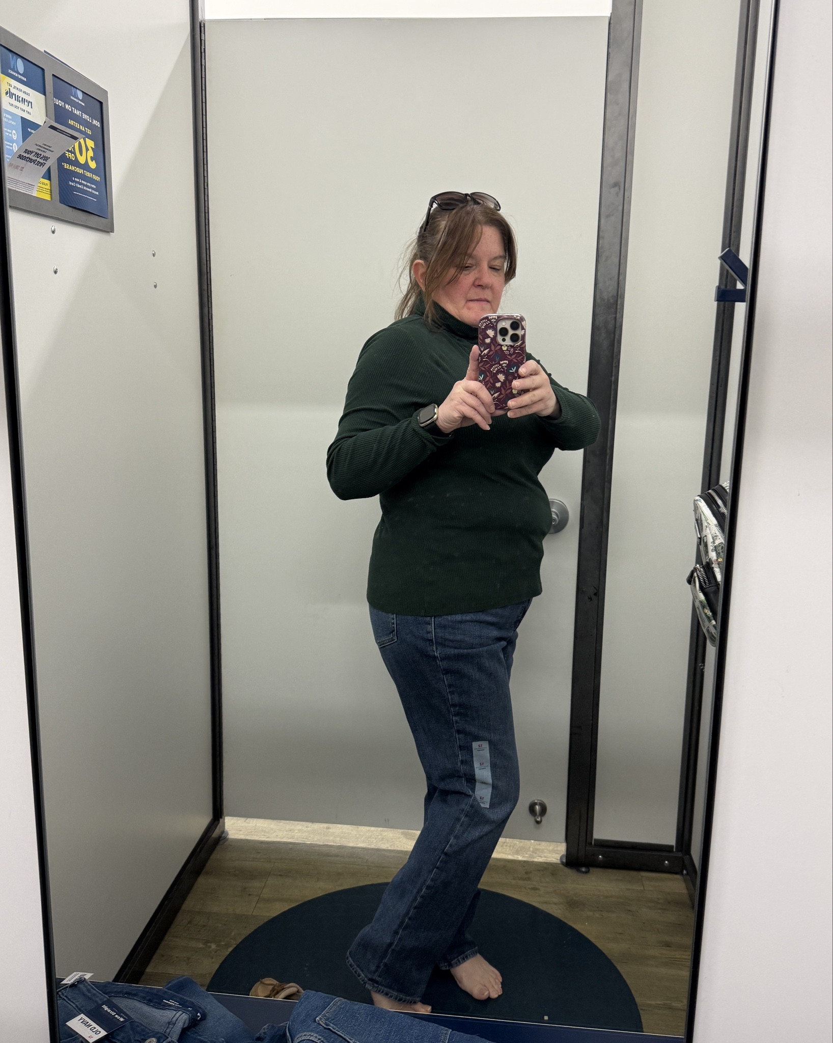 Old Navy jeans try on. All are size 12 straight high rise. Always try on different versions. They each fit differently. 
#oldnavy #jeans 

#LTKSaleAlert #LTKFindsUnder50