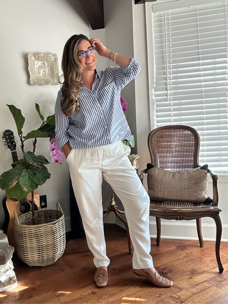 In my nearing my 40’s classic style era. 😆

Comfy, classic look for work, or any occasion. 

Top and similar items linked 💕

#classicstyle #transitionalstyle #timelessclassics

#LTKover40 #LTKmidsize #LTKunder50