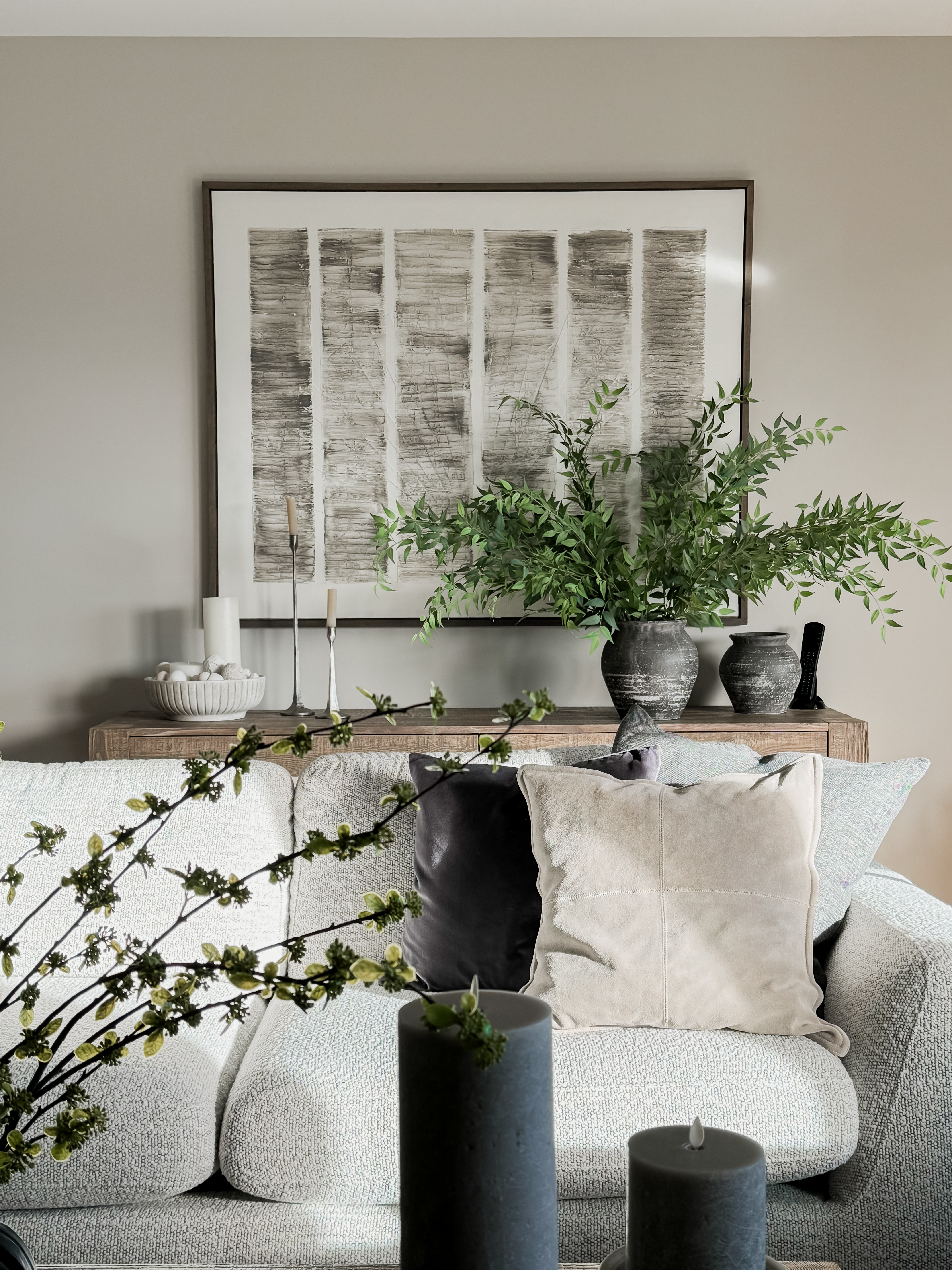 Comfortable living area. 
#homedecor #homeremodel  

 #LTKHome