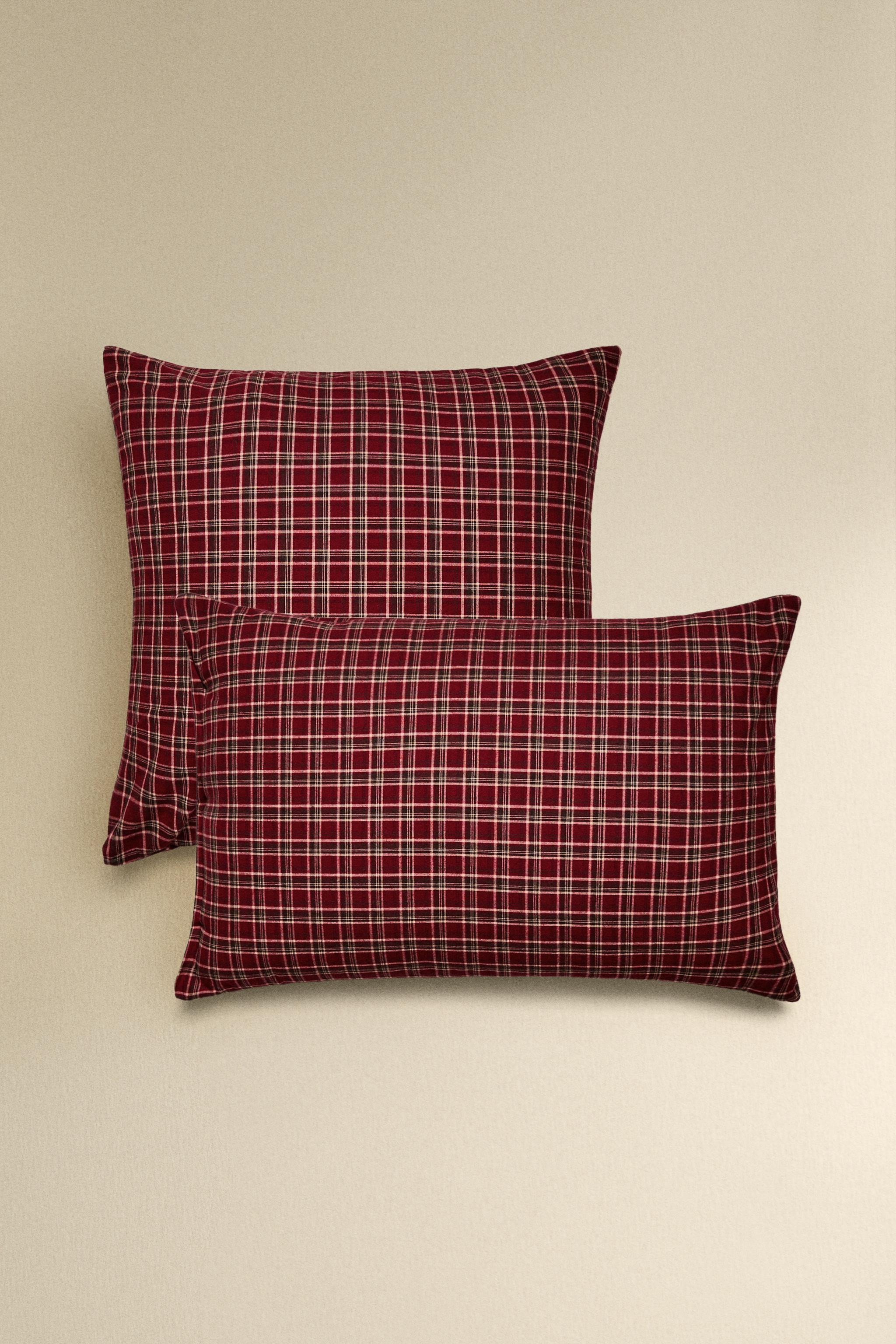 CHRISTMAS RED CHECK FLANNEL PILLOW COVER | Zara Canada
